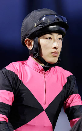 ���� ���n